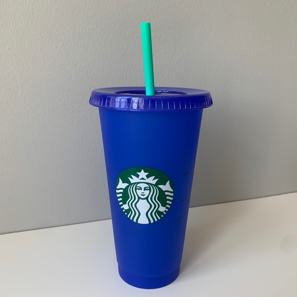 3 Color Changing Cups - Picture 4 of 7